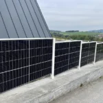 Zabor is solnechnyh paneley: Smart Fence That Makes Power for Your Home